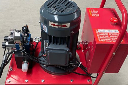 風(fēng)管鉚釘機(jī)什么品牌好？推薦碩峰！