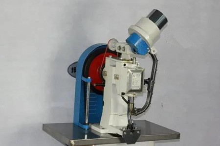 鉚釘機壓力如何調(diào)整？方法很簡單！