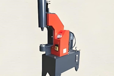 選擇哪種鉚釘機(jī)比較好？先了解其工作原理！